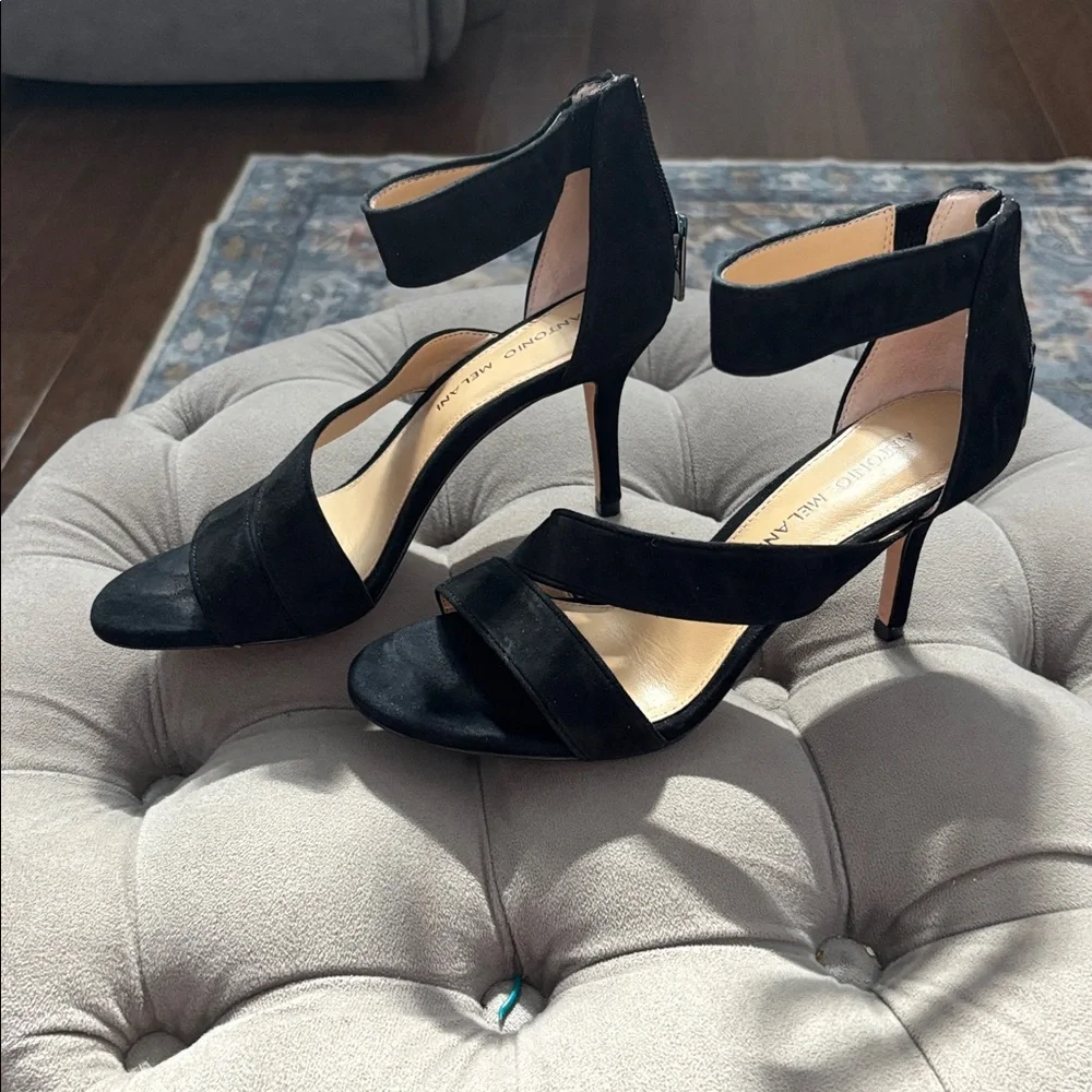 Antonio Melani Black Strappy Sandals - Picture 2 of 2